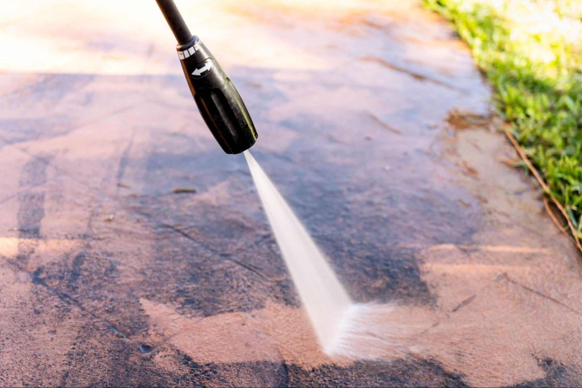 Power Washing Benefits for Orange County Homes' Curb Appeal