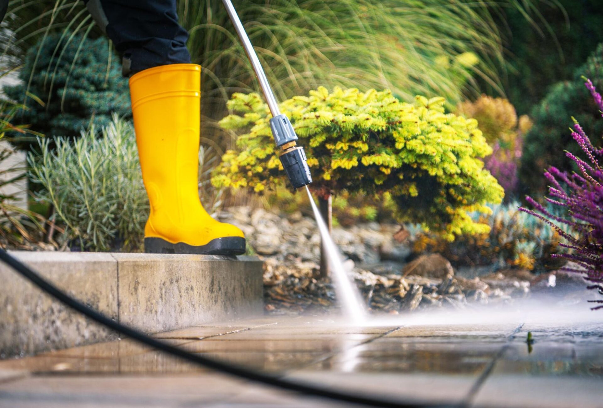 Understanding Industrial Power Washing Rates in Orange County